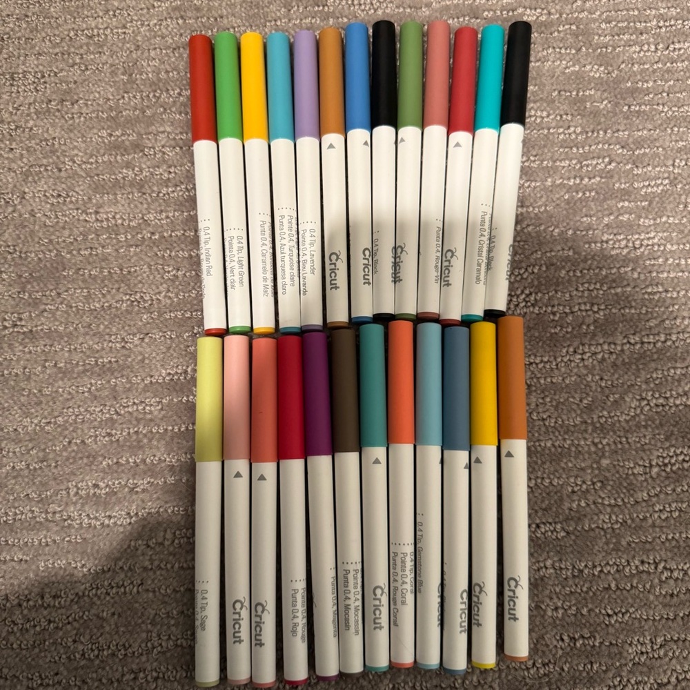 Cricut Multicolor Pen Collection